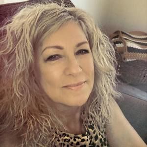 Meet your Posher, Sandy